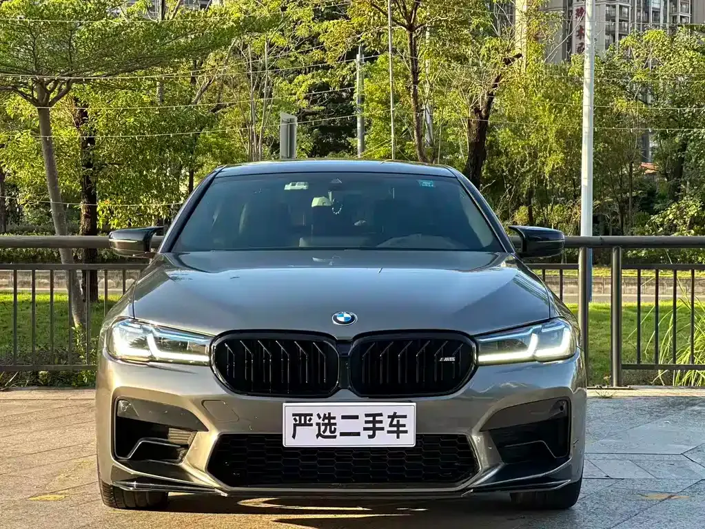 BMW 5 Series — фото 2