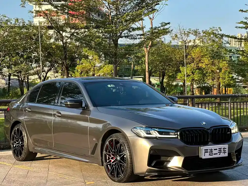 BMW 5 Series — фото 3