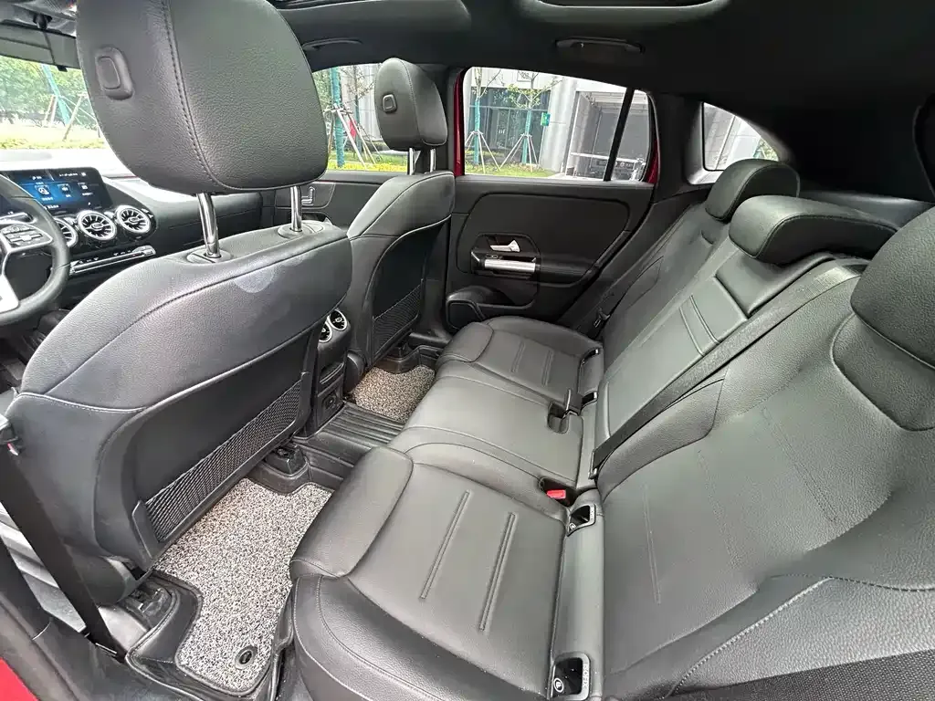 Mercedes-Benz GLA 2023 из CN, фото 10