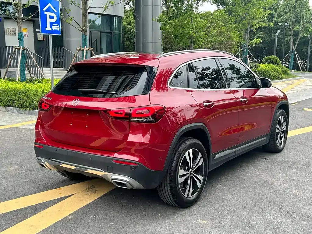Mercedes-Benz GLA 2023 из CN, фото 4