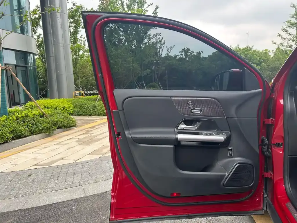 Mercedes-Benz GLA 2023 из CN, фото 9