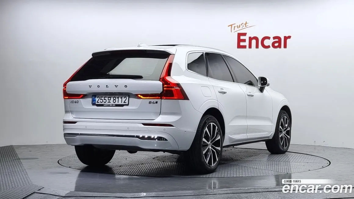 Volvo XC60 2025 из KR, фото 2