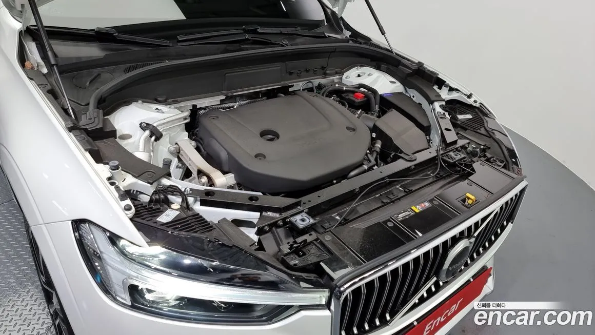 Volvo XC60 2025 из KR, фото 6
