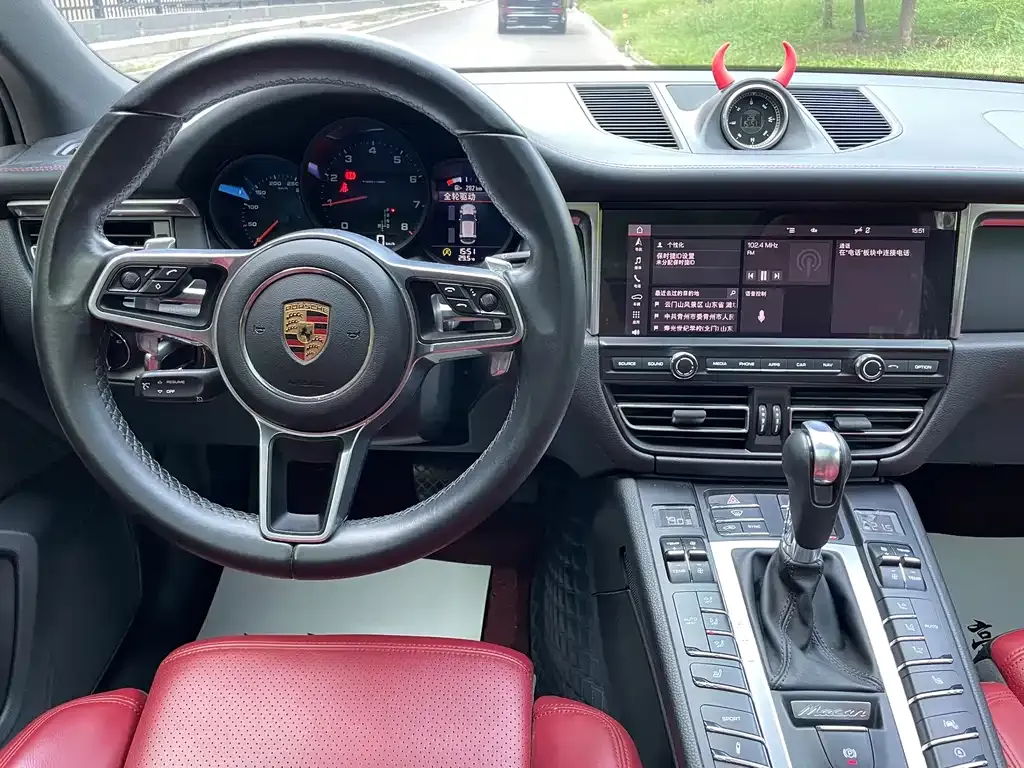 Porsche Macan 2021 из CN, фото 10