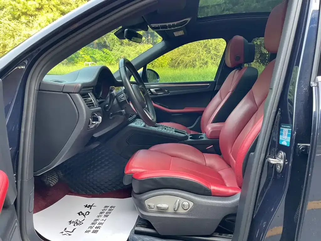 Porsche Macan 2021 из CN, фото 5