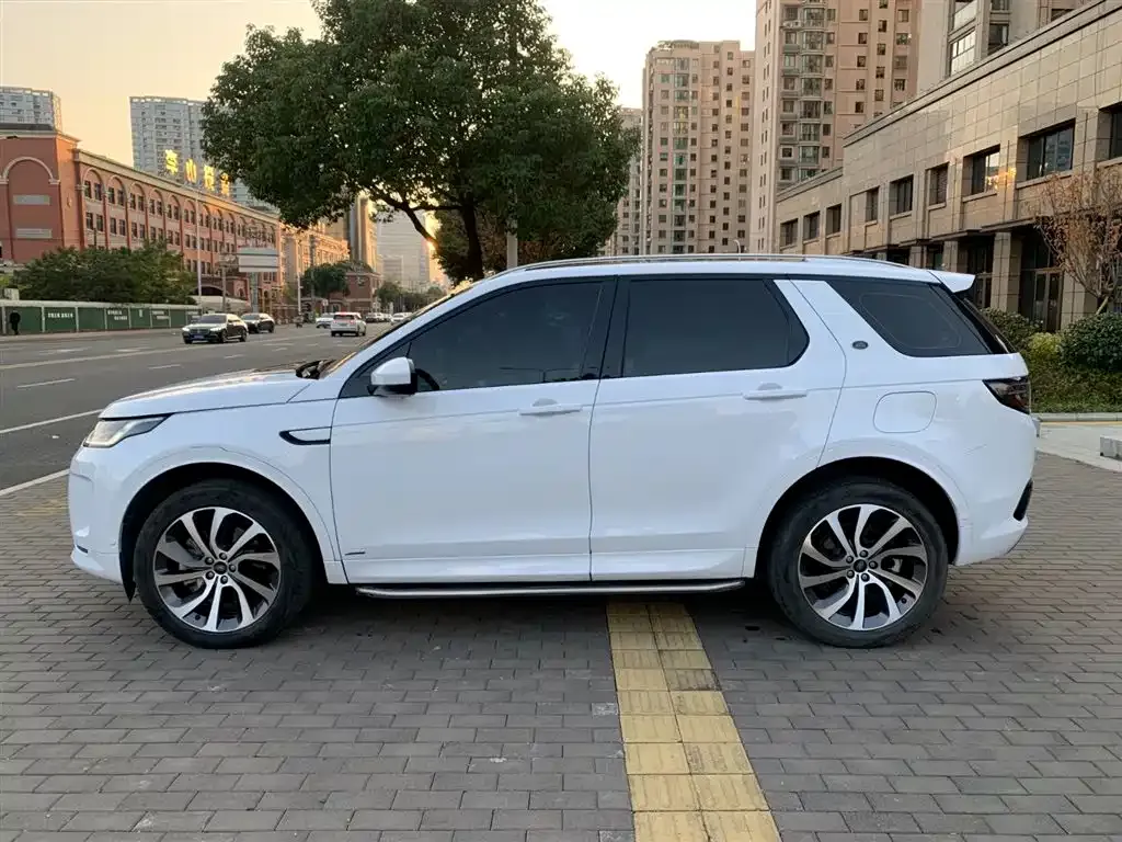 Land Rover Discovery Sport Hybrid 2021 из CN, фото 4