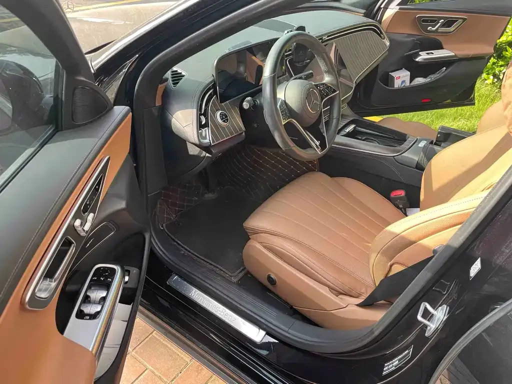 Mercedes-Benz E-Class 2024 из CN, фото 4