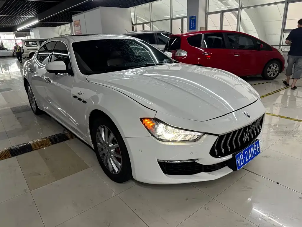 Maserati Ghibli 2021 из CN, фото 3