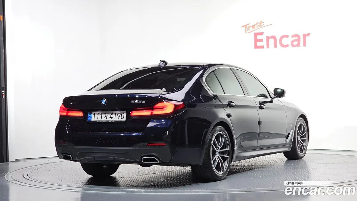 BMW 5-Series 2022 из KR, фото 2