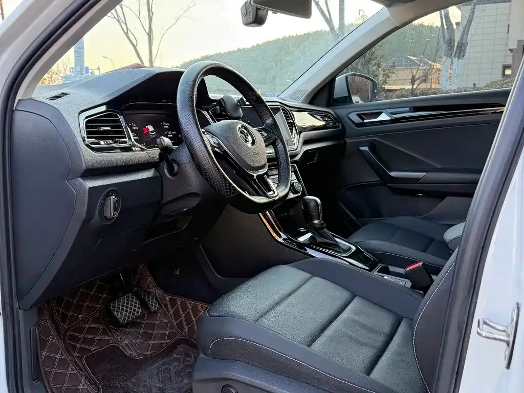 Volkswagen T-Roc 2022 из CN, фото 4