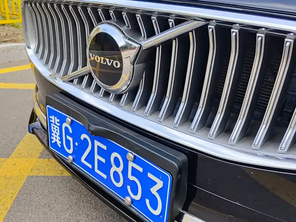 Volvo S90 — фото 8