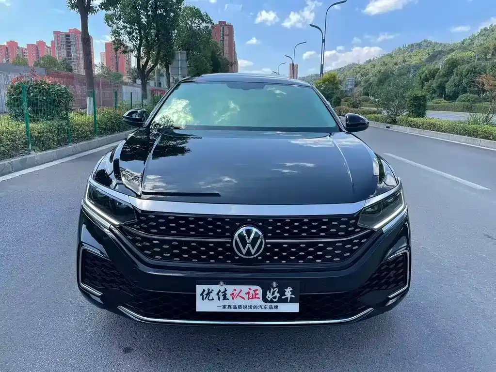 Volkswagen Passat — фото 2