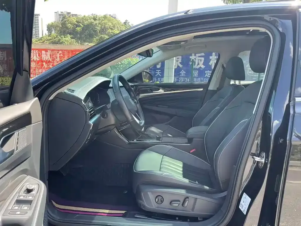 Volkswagen Passat — фото 6