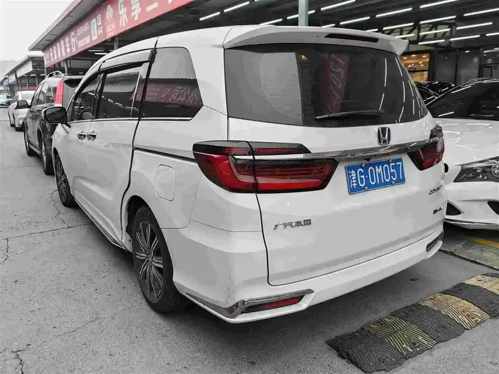 Honda Odyssey 2024 из CN, фото 4