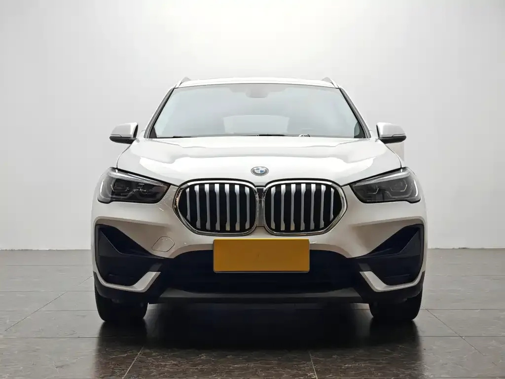 BMW X1 — фото 4