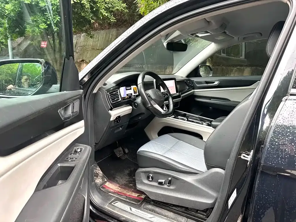 Volkswagen Teramont 2023 из CN, фото 4
