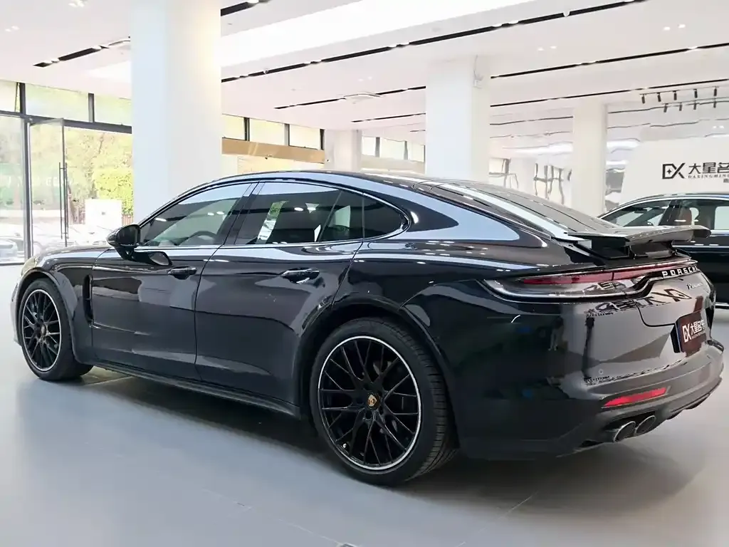 Porsche Panamera — фото 2