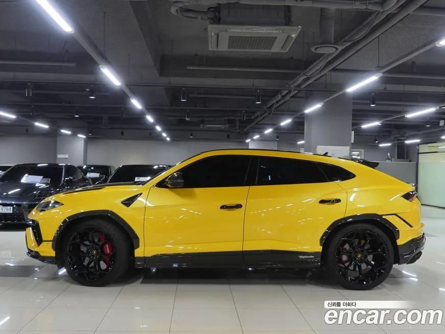 Lamborghini Urus — фото 2