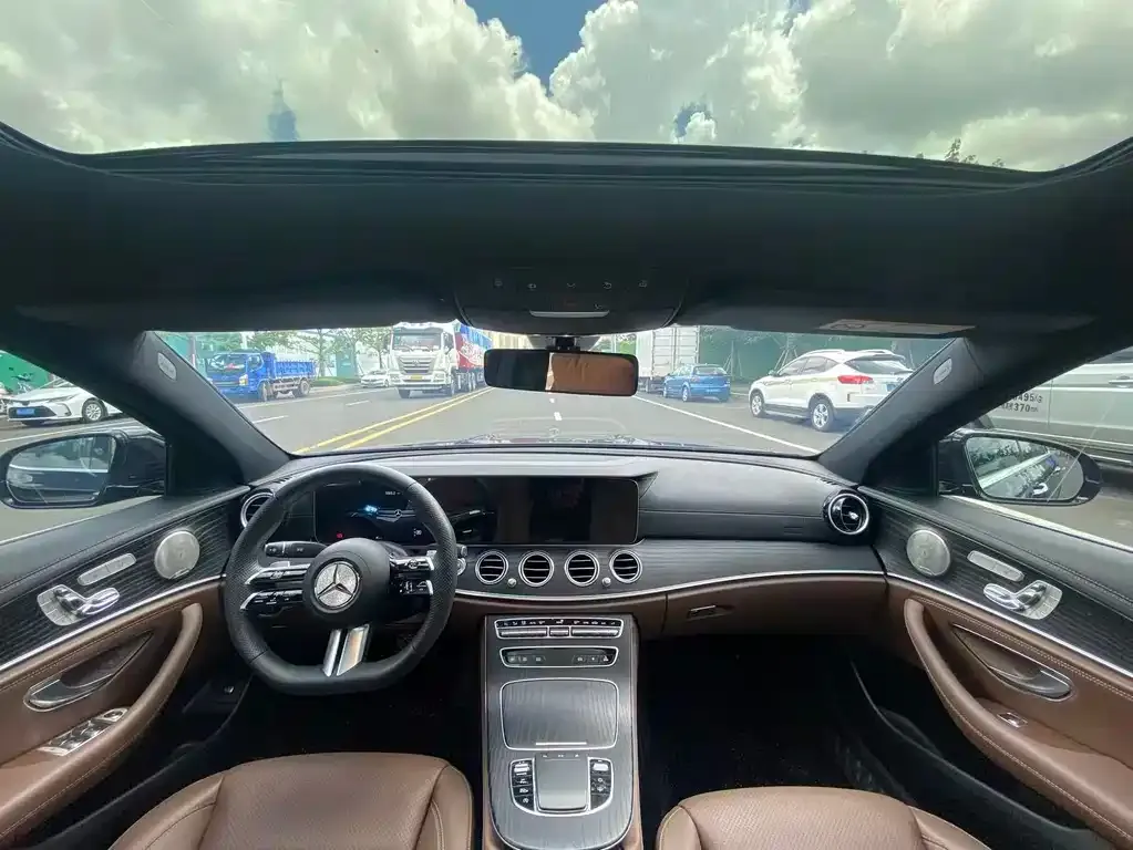 Mercedes-Benz E-Class 2022 из CN, фото 5