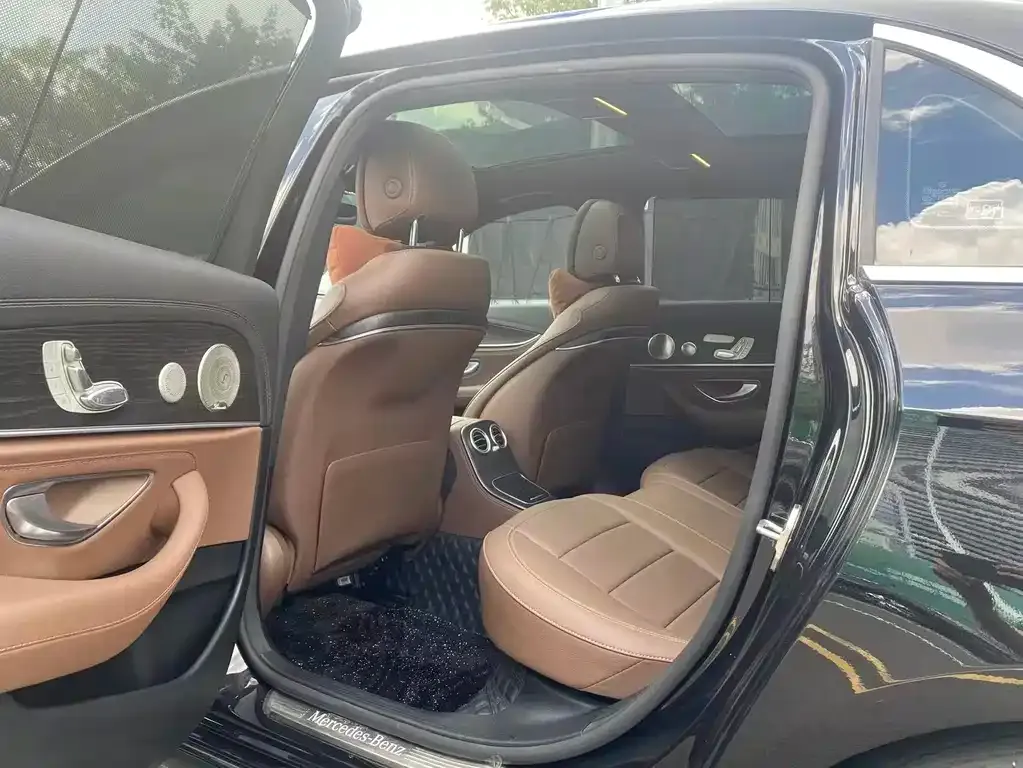 Mercedes-Benz E-Class 2022 из CN, фото 6