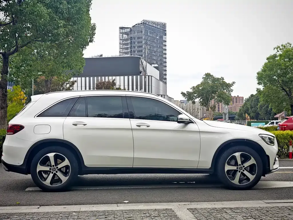 Mercedes-Benz GLC 2022 из CN, фото 3