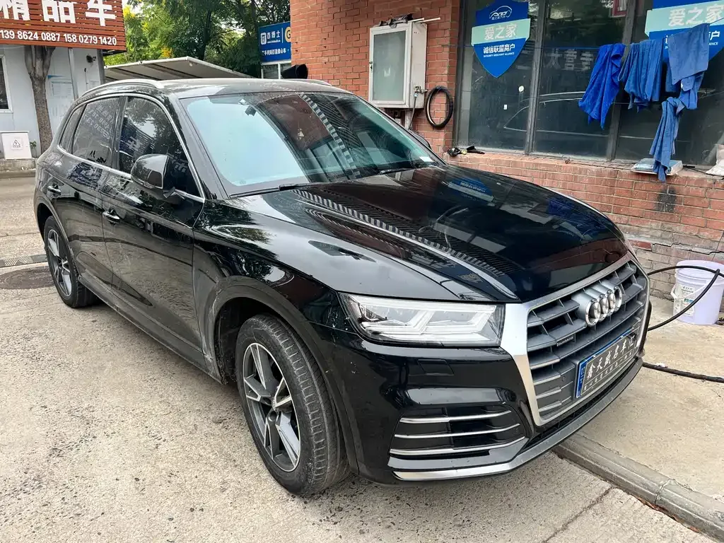 Audi Q5L 2021 из CN, фото 3