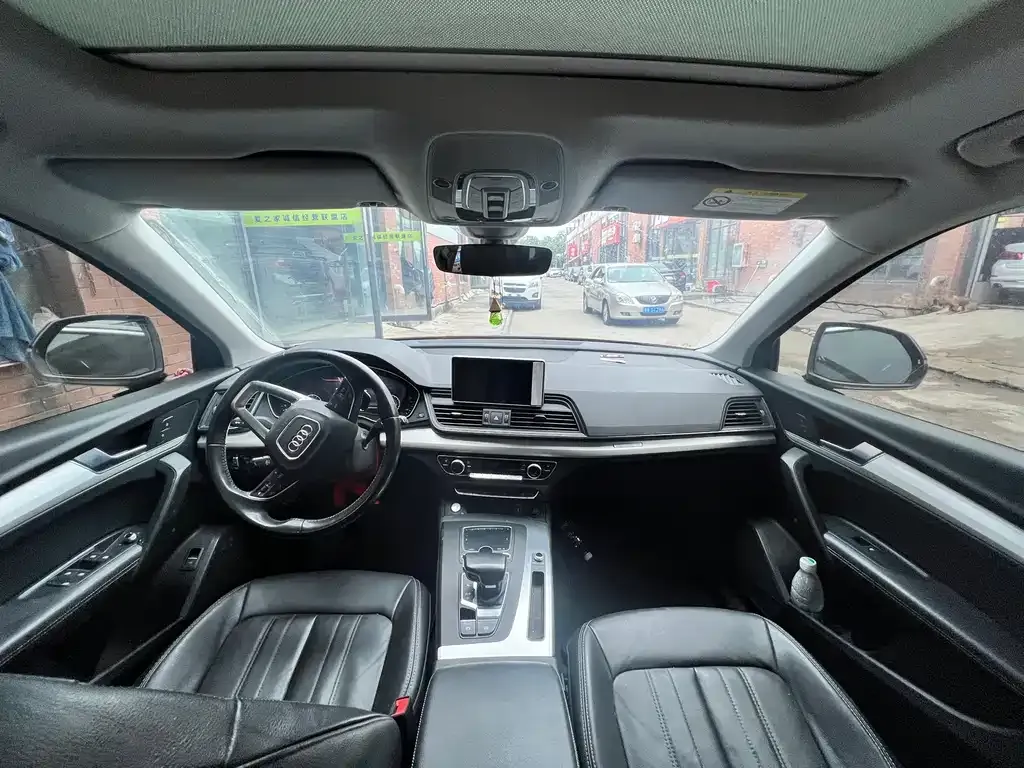 Audi Q5L 2021 из CN, фото 7