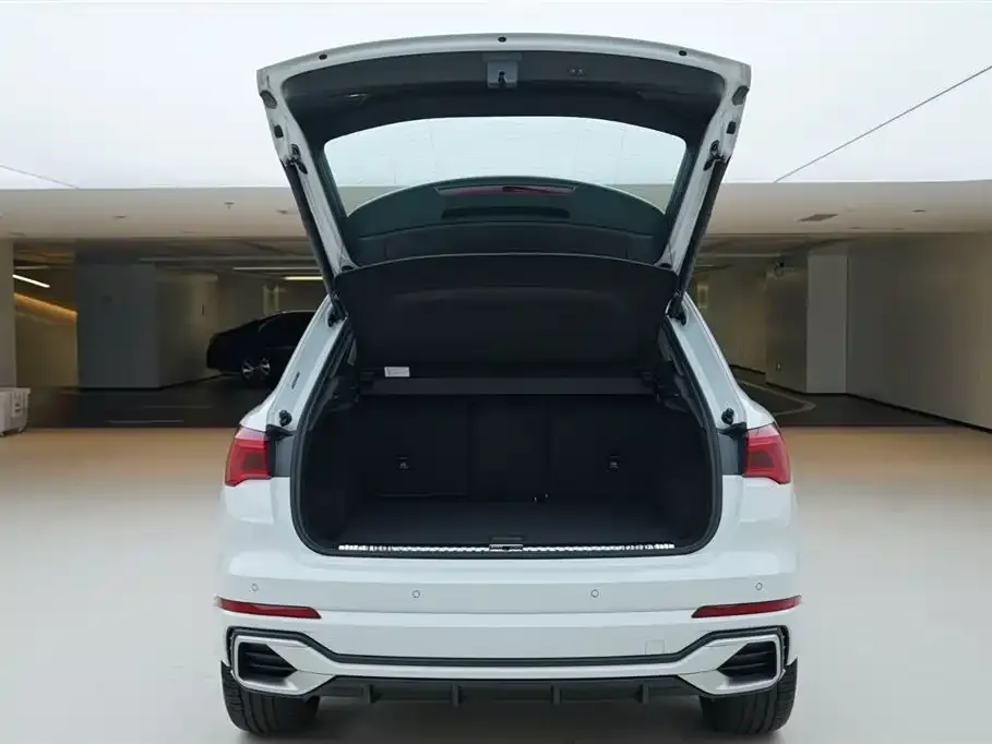 Audi Q3 2025 из CN, фото 6