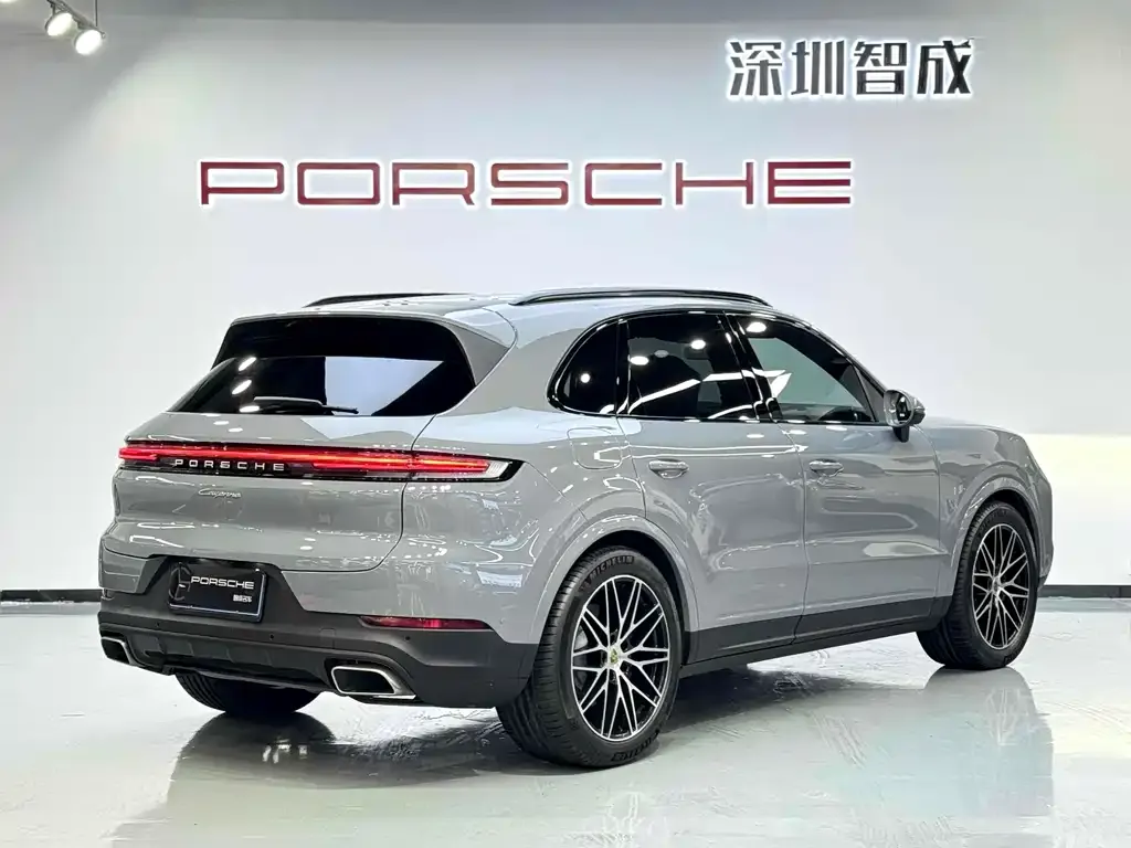 Porsche Cayenne — фото 5