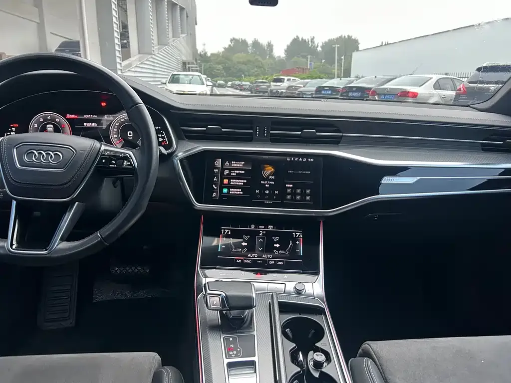 Audi A6L 2024 из CN, фото 4