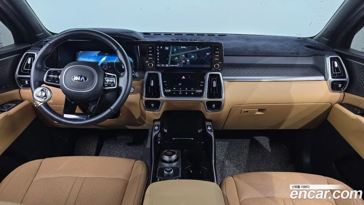 Kia Sorento — фото 7