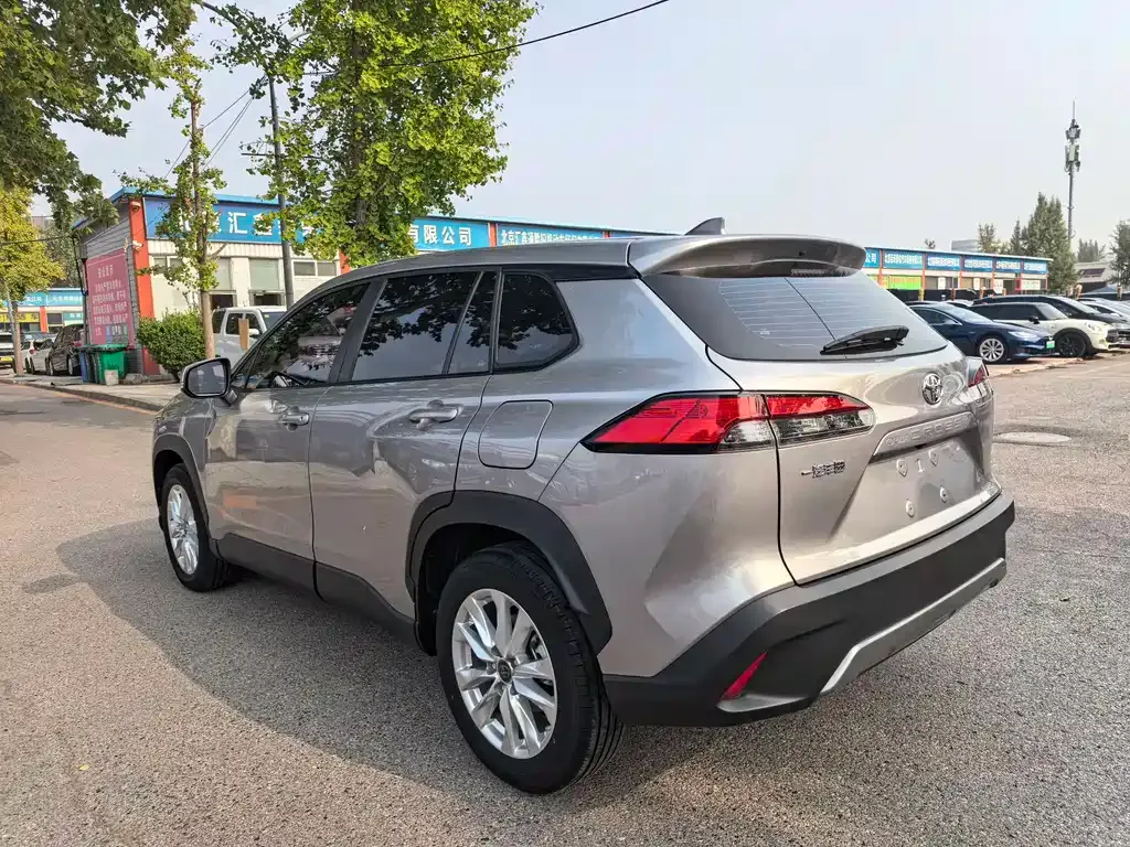 Toyota Corolla Cross — фото 4