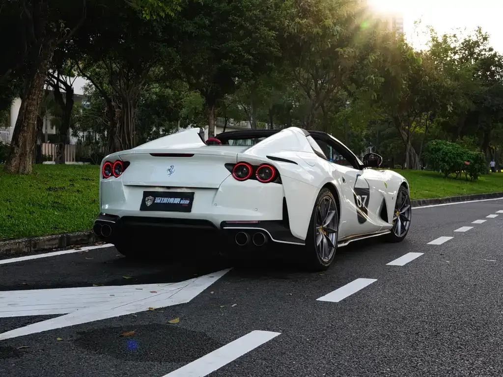 Ferrari 812 2023 из CN, фото 2