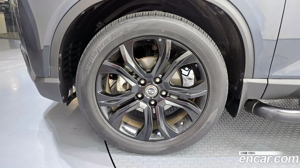 KG Mobility (Ssangyong) Rexton — фото 5
