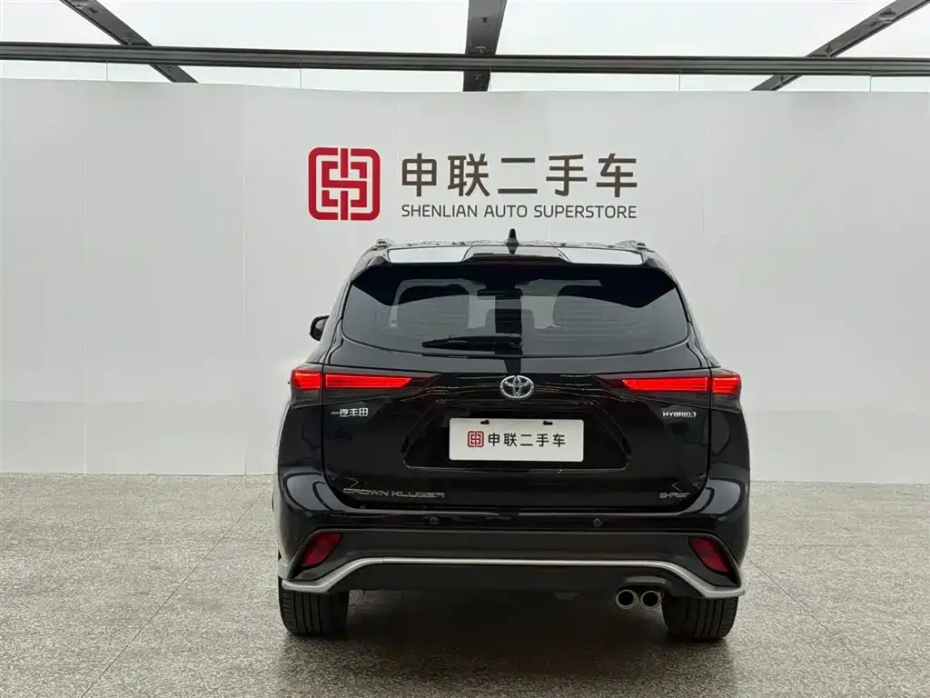 Toyota Crown Kluger 2024 из CN, фото 3