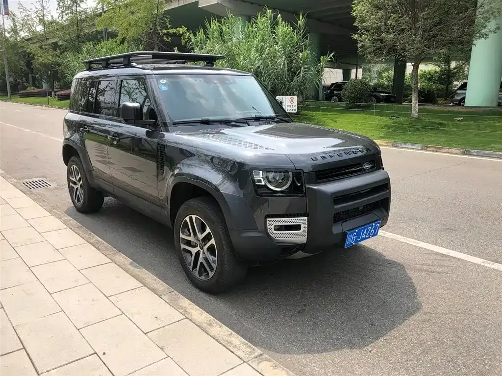 Land Rover Defender 2023 из CN, фото 2