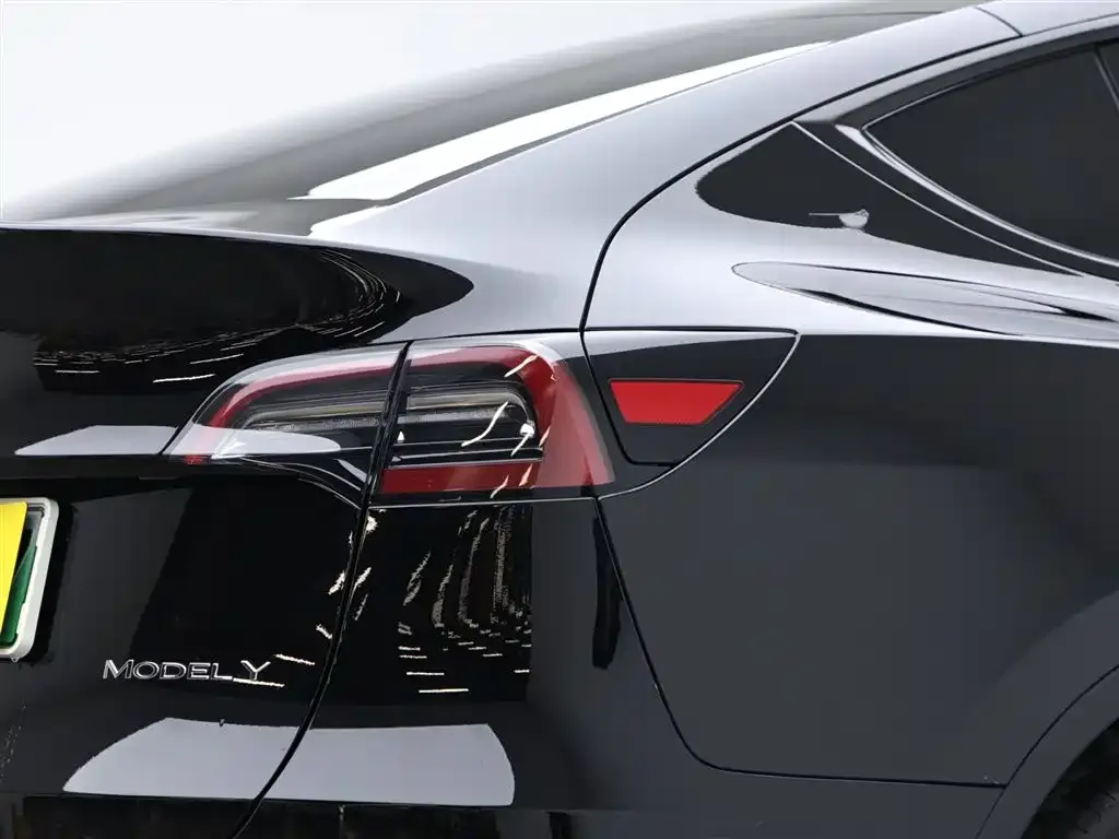 Tesla Model Y 2024 из CN, фото 5