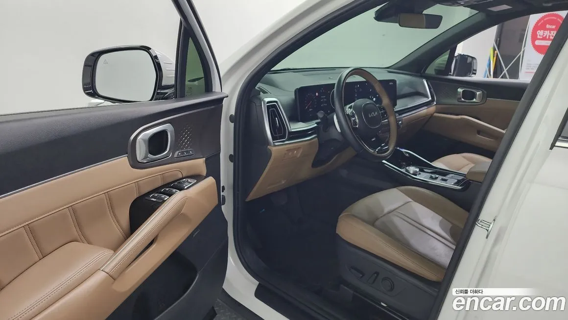Kia Sorento — фото 10