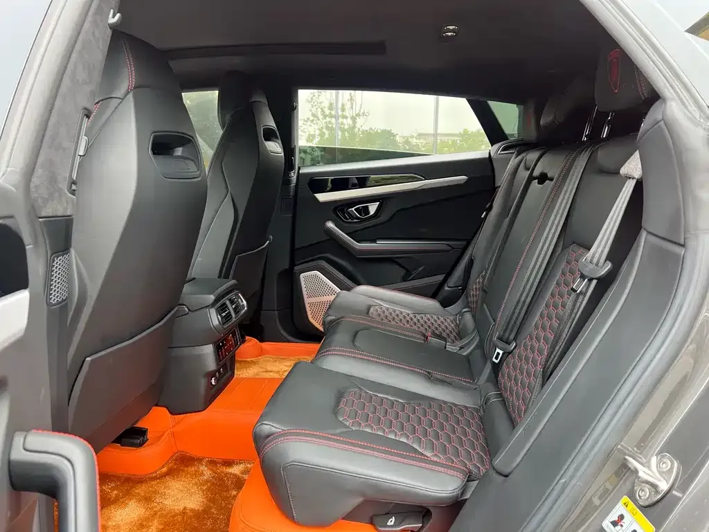 Lamborghini Urus 2021 из CN, фото 3