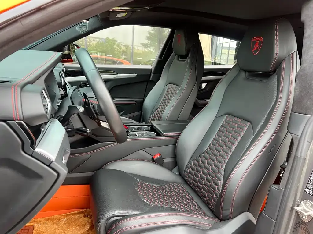 Lamborghini Urus 2021 из CN, фото 4