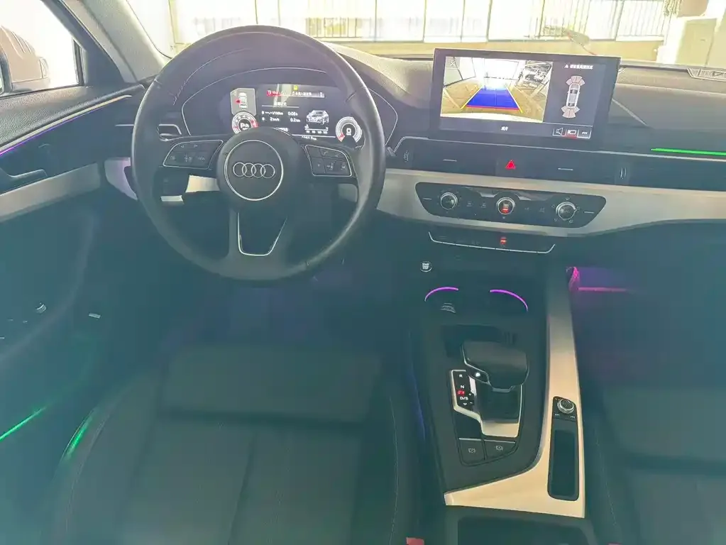 Audi A4L 2021 из CN, фото 8