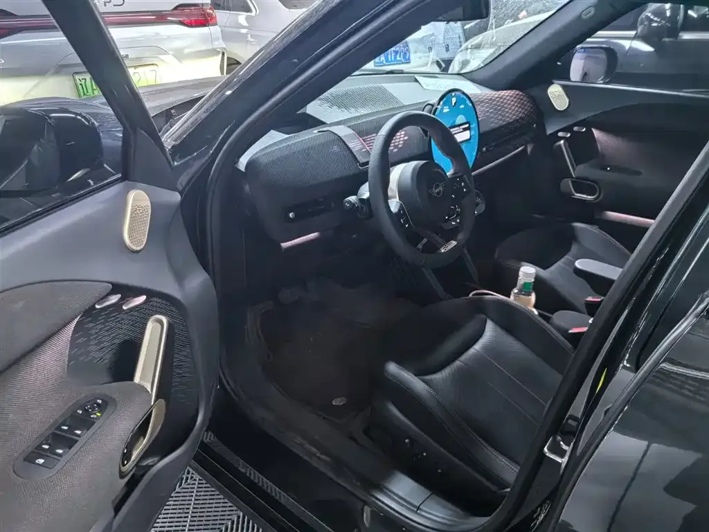 [object Object] MINI ACEMAN EV 2024 из CN, фото 7