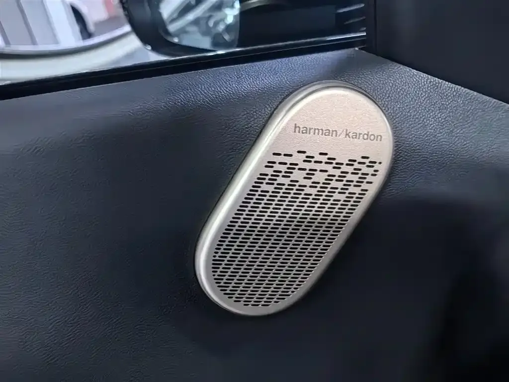 [object Object] MINI ACEMAN EV 2024 из CN, фото 8