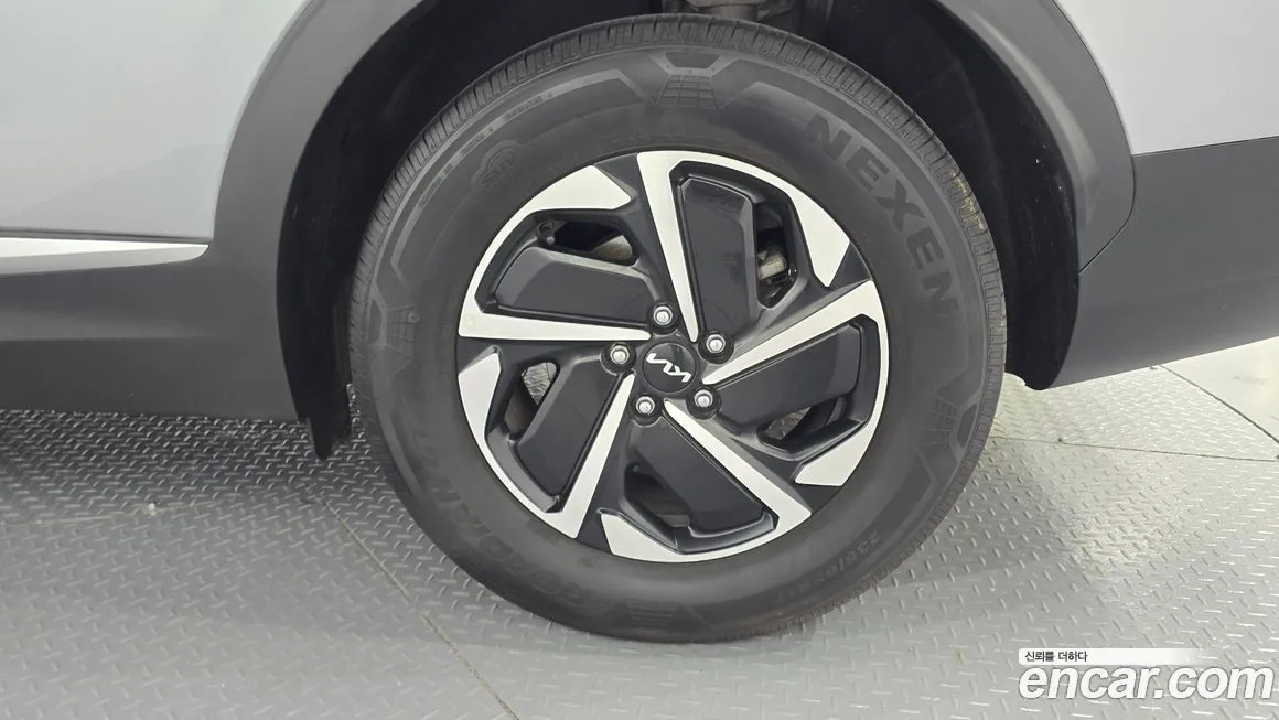 Kia Sportage — фото 5