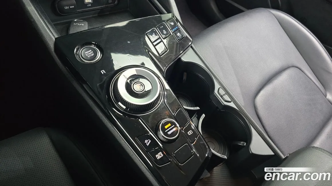 Kia Sportage — фото 9