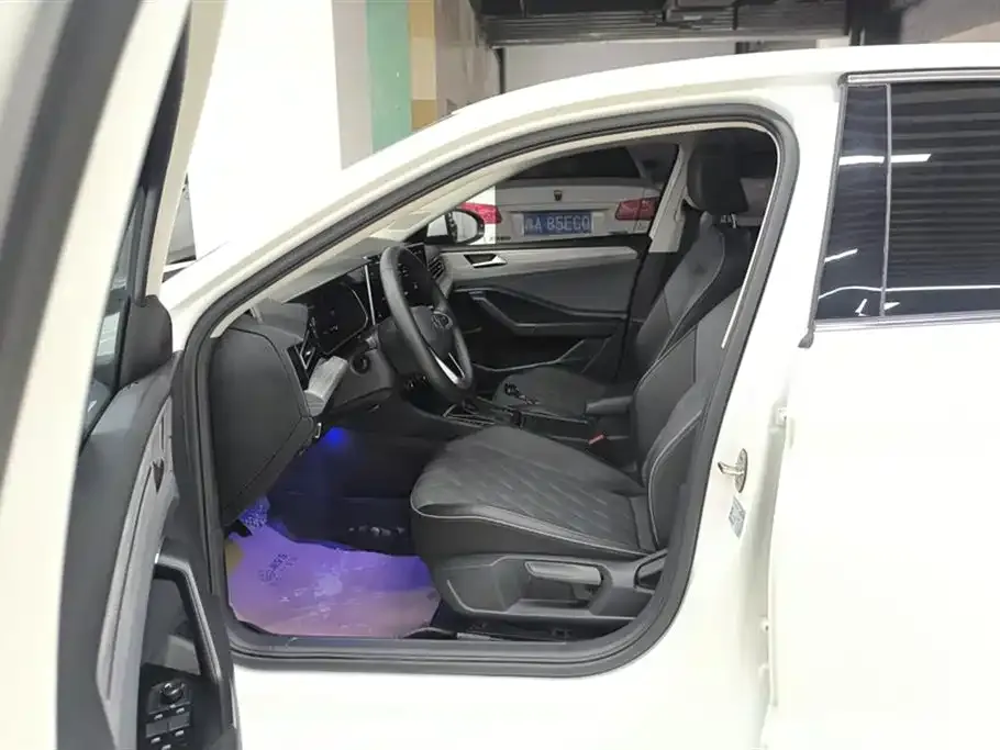Volkswagen Sagitar 2023 из CN, фото 9