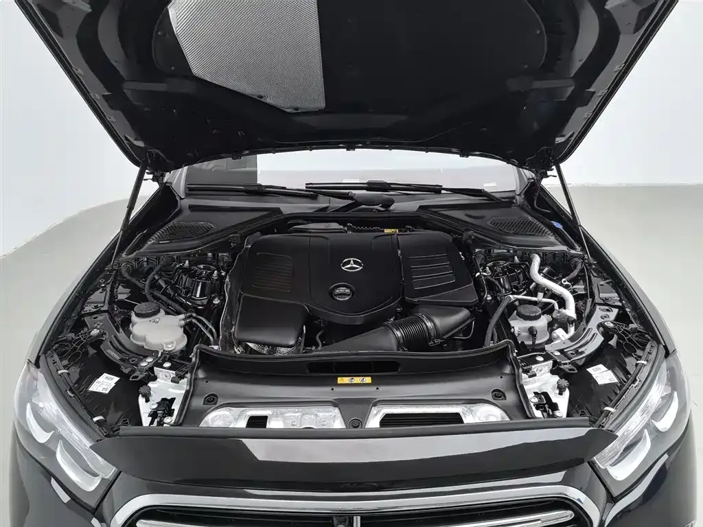 Mercedes-Benz E-Class 2024 из CN, фото 6