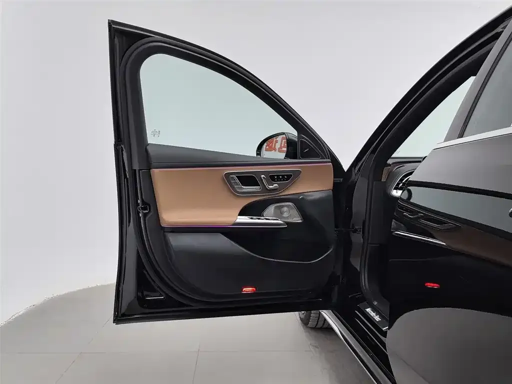 Mercedes-Benz E-Class 2024 из CN, фото 8