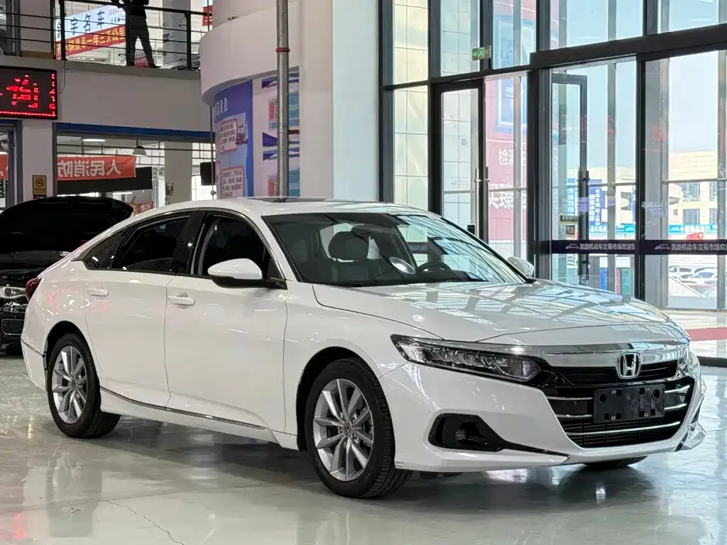 Honda Accord — фото 2