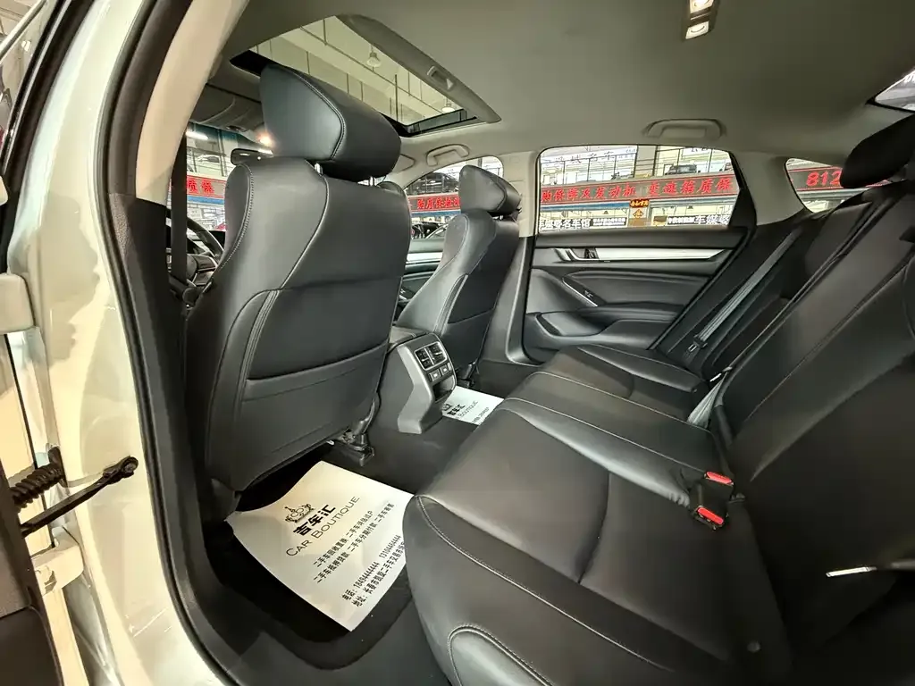 Honda Accord — фото 5